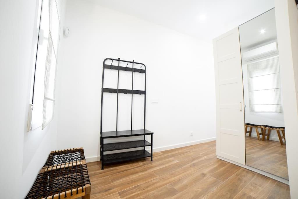 Encantador Apartamento Reformado En Tetuan By Bebalmy Madrid Exterior photo