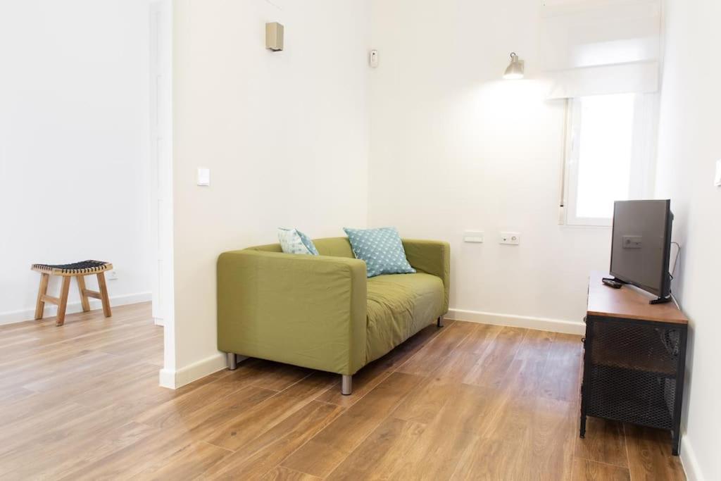 Encantador Apartamento Reformado En Tetuan By Bebalmy Madrid Exterior photo